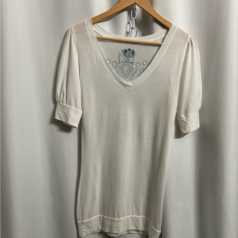 Juicy Couture White V-Neck Top with Design on back 2010